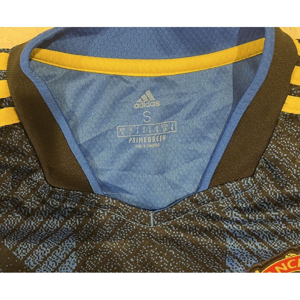 Manchester United 2021 2022 Third Adidas Jersey Kit Shirt Small Blue Yellow - Picture 7 of 9
